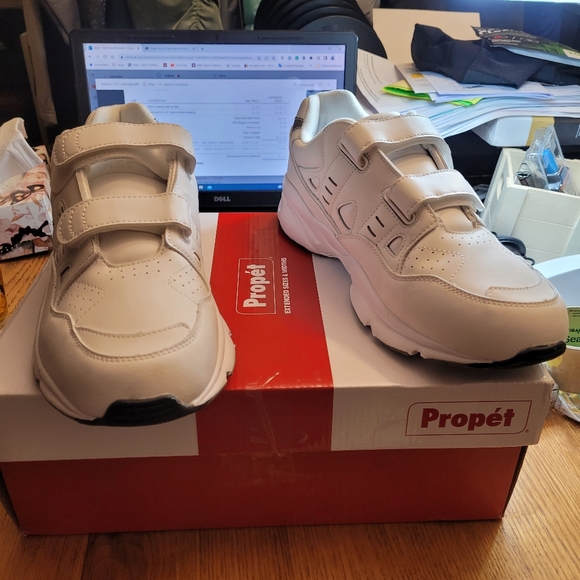 MAN'S SNEAKERS - Picture 2 of 9